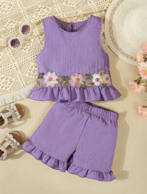 Cute Short Set w/ Ruffles & Flowers